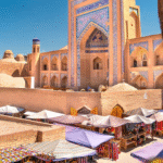 One-day Khiva excursion — visit historical monuments, oriental markets and the UNESCO World Heritage site Ichan Kala Однодневная экскурсия в Хиву — посещение исторических памятников, восточных рынков и объекта Всемирного наследия ЮНЕСКО Ичан-Кала