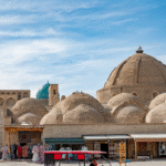 Travel to Bukhara — explore Islamic heritage, medieval minarets, ancient mosques and the historic Ark citadel Путешествие в Бухару — знакомство с исламским наследием, средневековыми минаретами, древними мечетями и цитаделью Арк