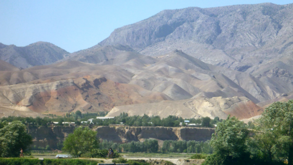 Tajikistan cultural tour — discover Khujand’s oriental bazaar, Istaravshan old town and traditions of ancient craftsmen Культурный тур в Таджикистан — знакомство с восточным базаром Худжанда, старым городом Истаравшана и традициями древних ремесленников