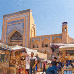 Travel to Khiva — cultural journey to the Silk Road city with madrassas, mosques and old town streets full of history Путешествие в Хиву — культурное погружение в город Шёлкового пути с медресе, мечетями и улочками старого города