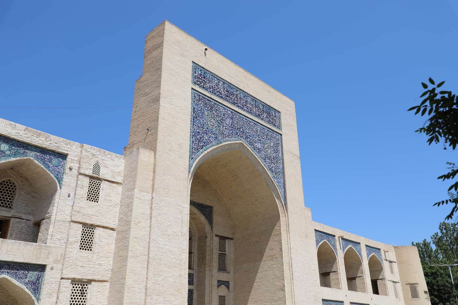 The portal of the Kukeldash madrasah