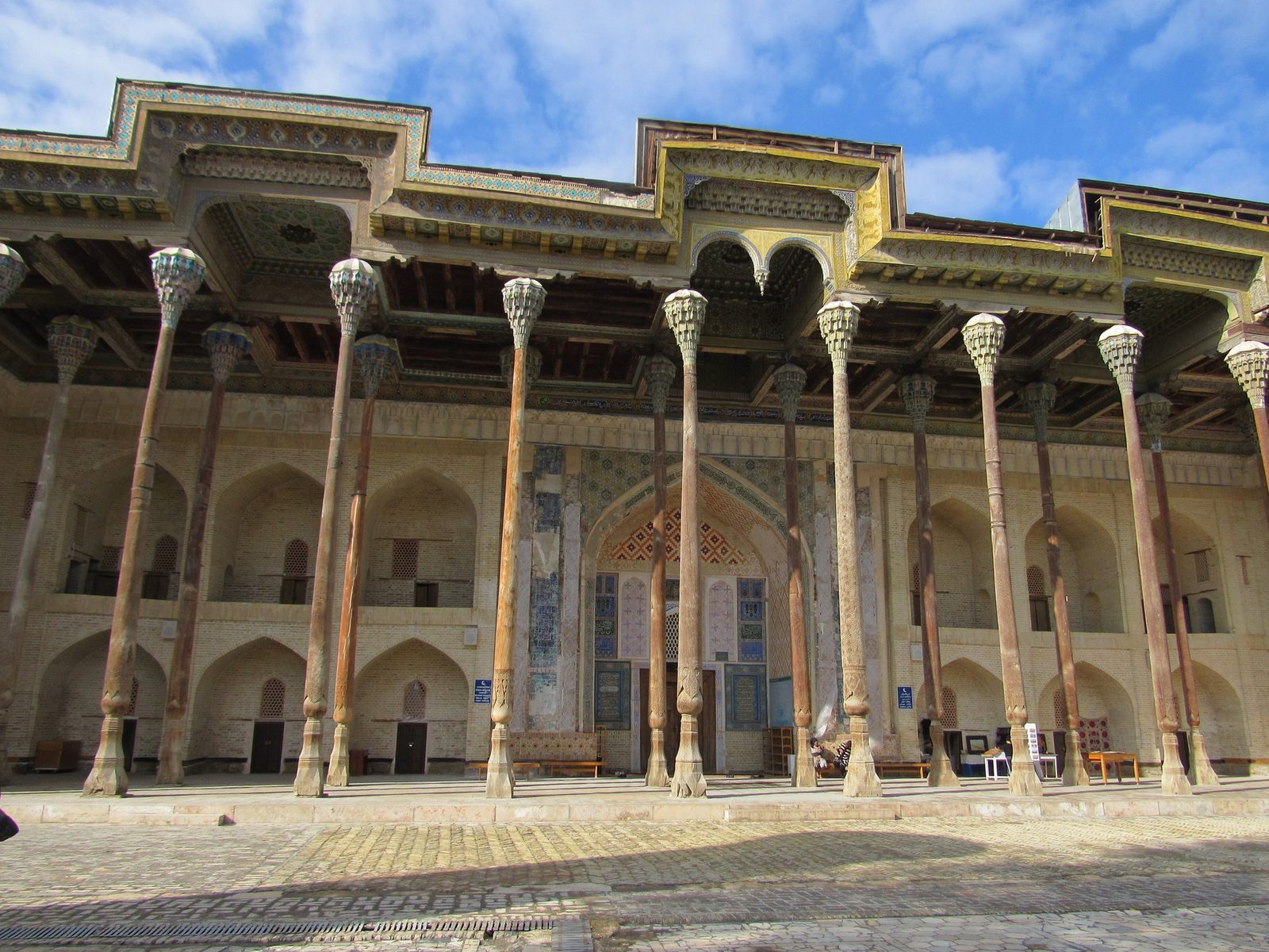 The carved wooden columns of the Bolo-Hauz mosque