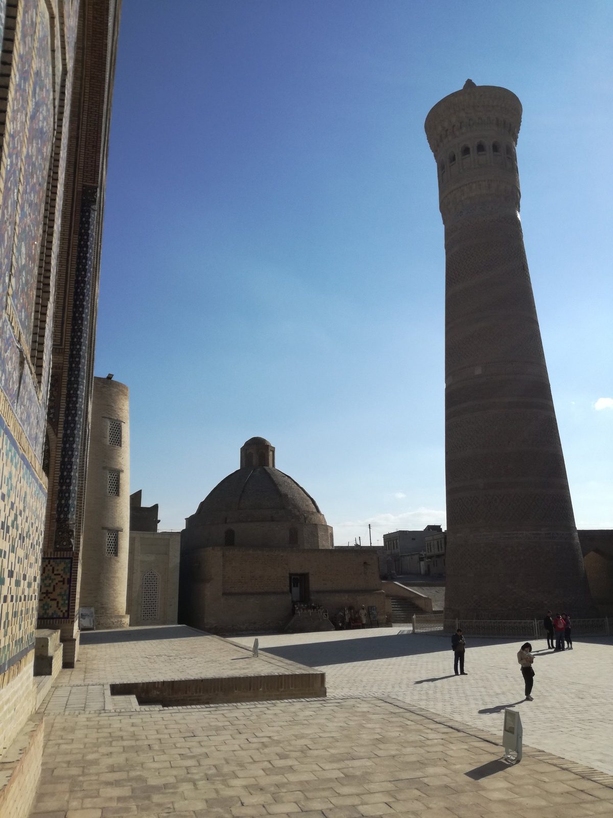 Poi Kalyan and the Kalyan minaret in March, Bukhara