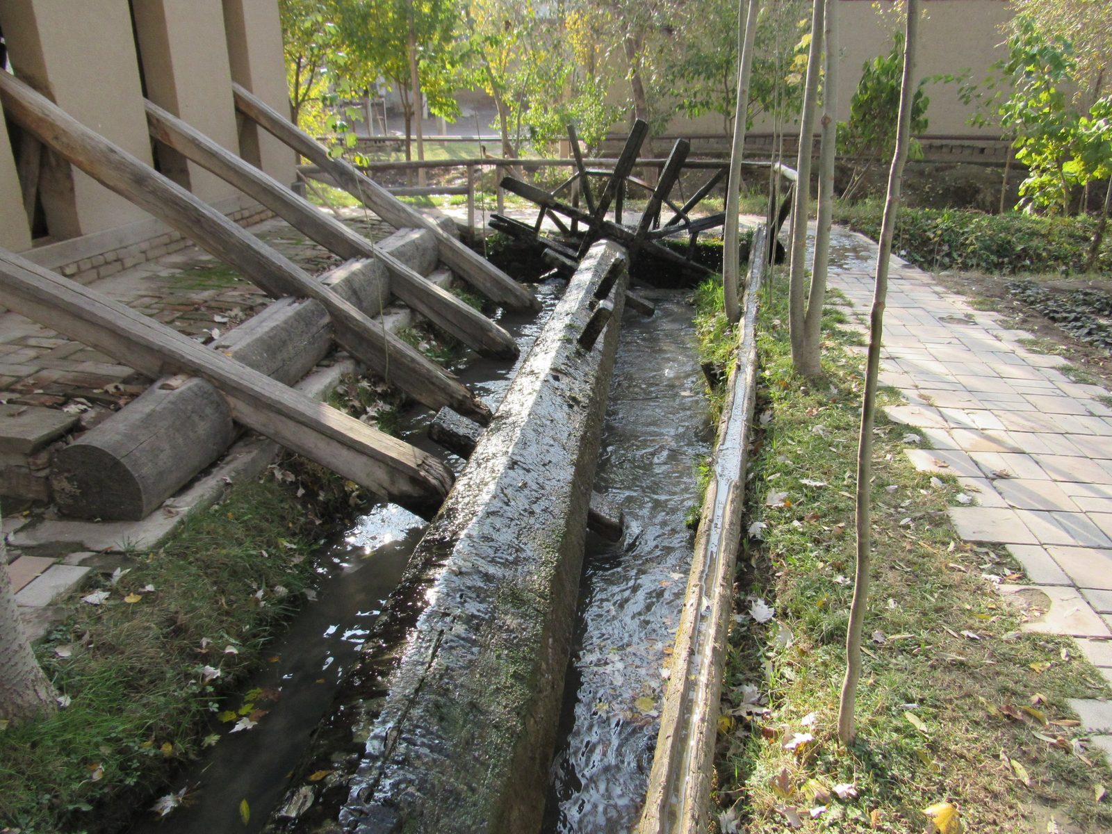 The water wheel and the wooden beams of the Meros mill
