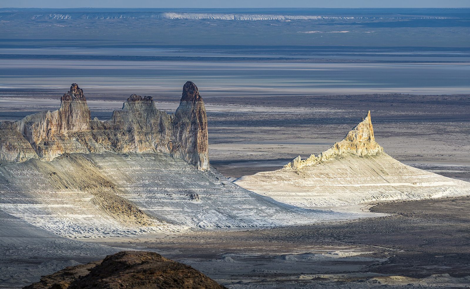 Mangystau: the Caspian and the Ustyurt Plateau — Private Tour, 8 Days